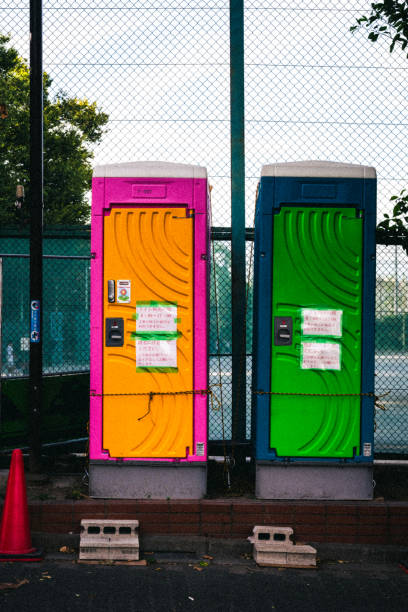 Portable Toilet Options We Offer in Boulevard Gardens, FL